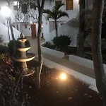 Elisa En Garden Con Piscina Climatizada 아파트