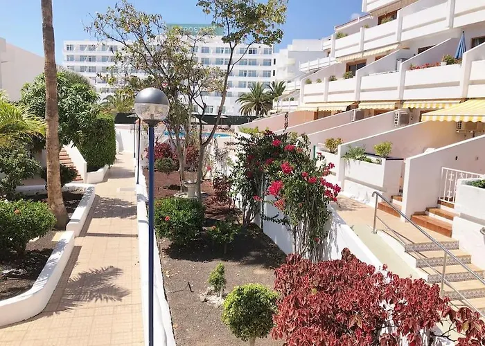 Elisa En Garden Con Piscina Climatizada דירה *